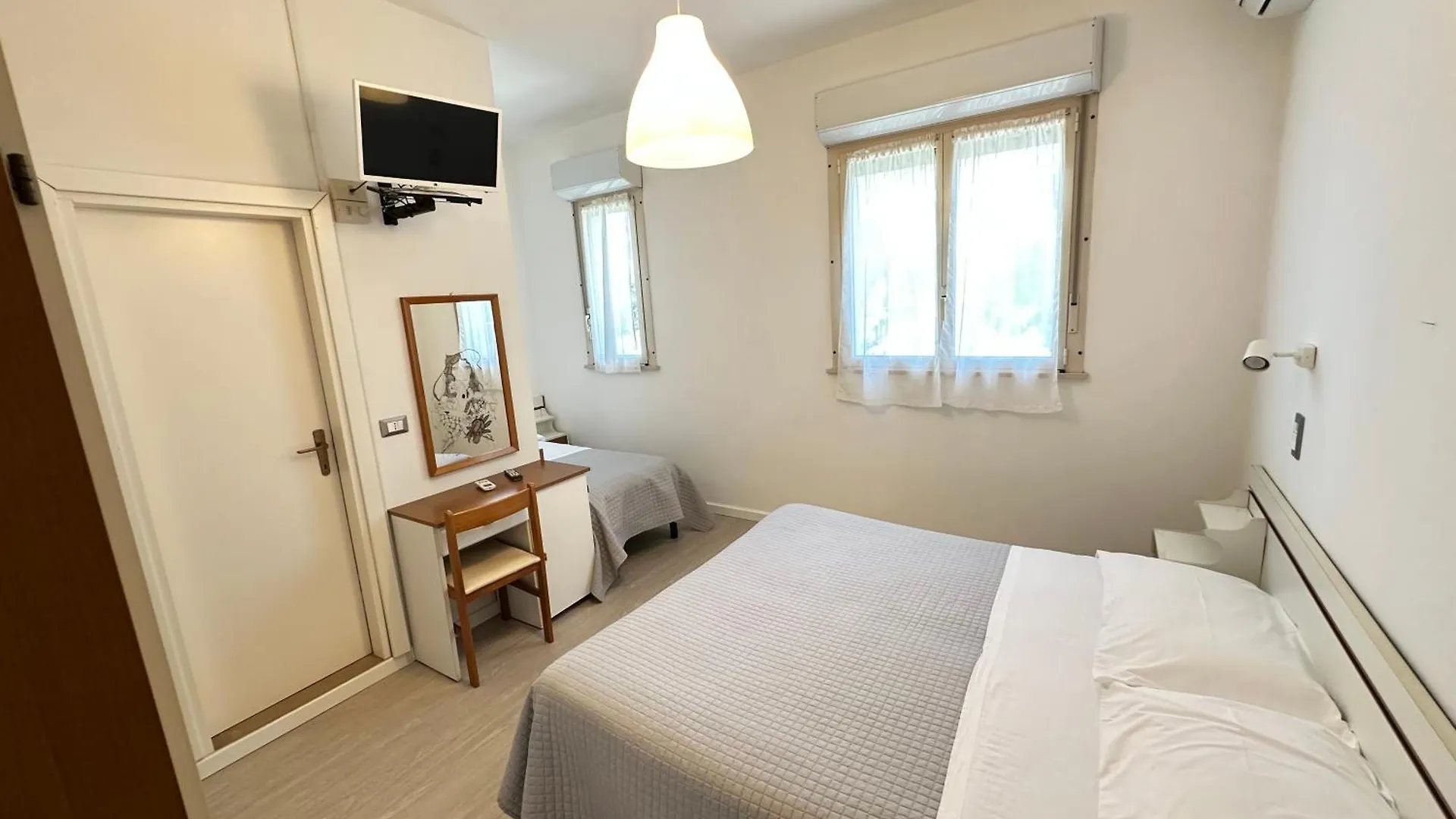Hotel Fiorenza Milano Marittima 2*,  Italië