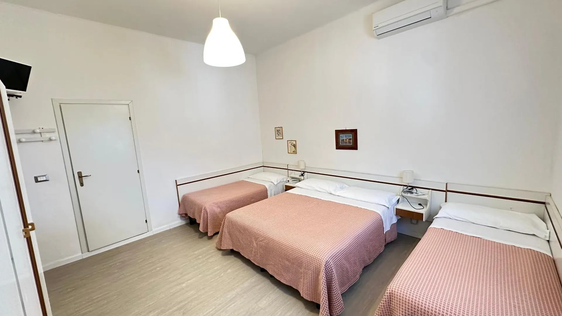 Hotel Fiorenza Milano Marittima 2*,