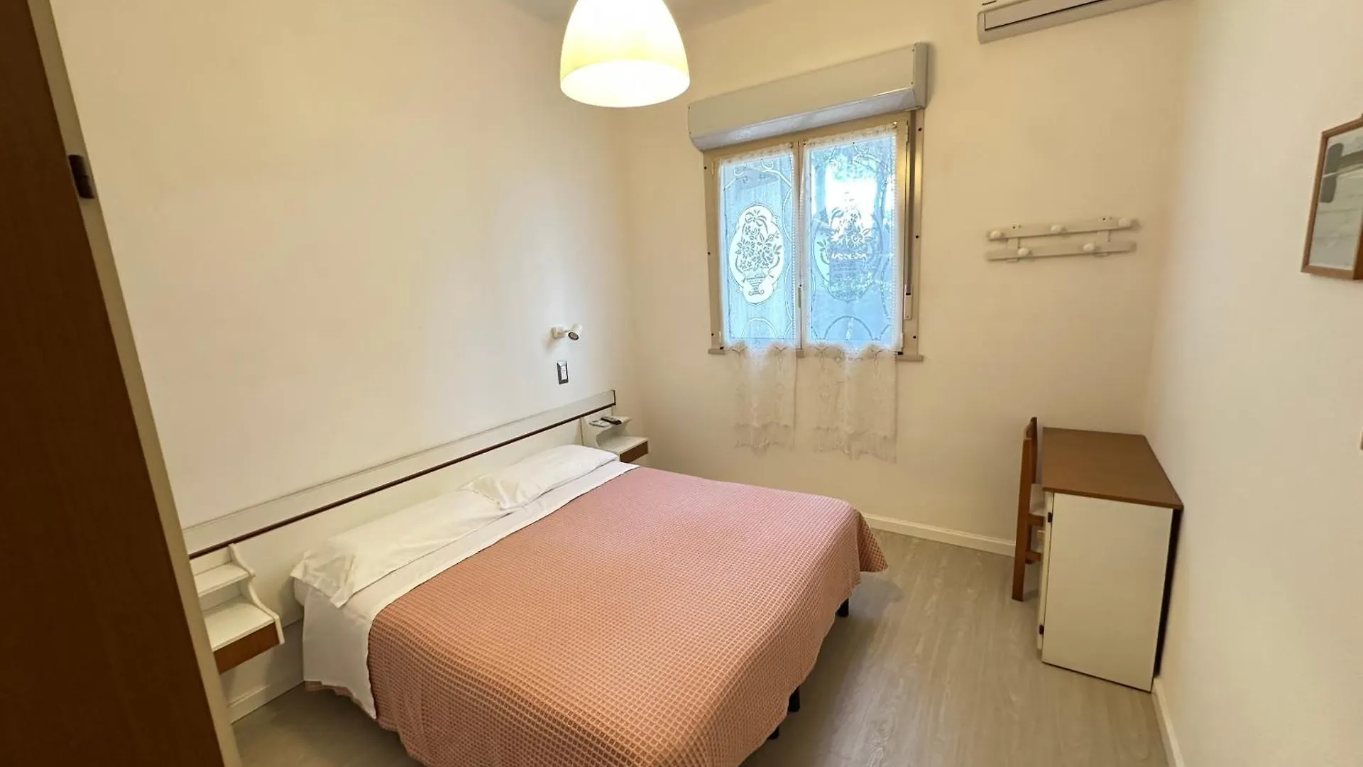 Hotel Fiorenza Milano Marittima 2*,  Italië